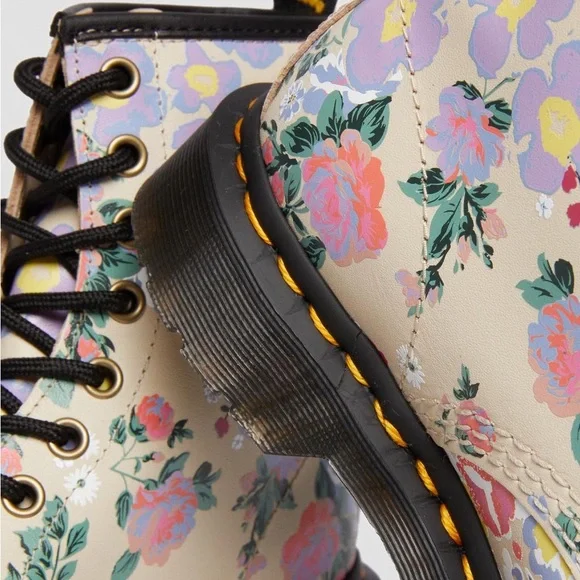 Dr Martens 1460 Floral Mash Up Leather Lace Up Boots Women’s Size 6 Docs NEW - Picture 3 of 10